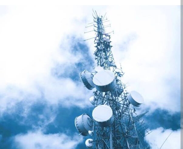 Advanced Techniques for Achieving Higher Data Rates in Wireless Communication Systems